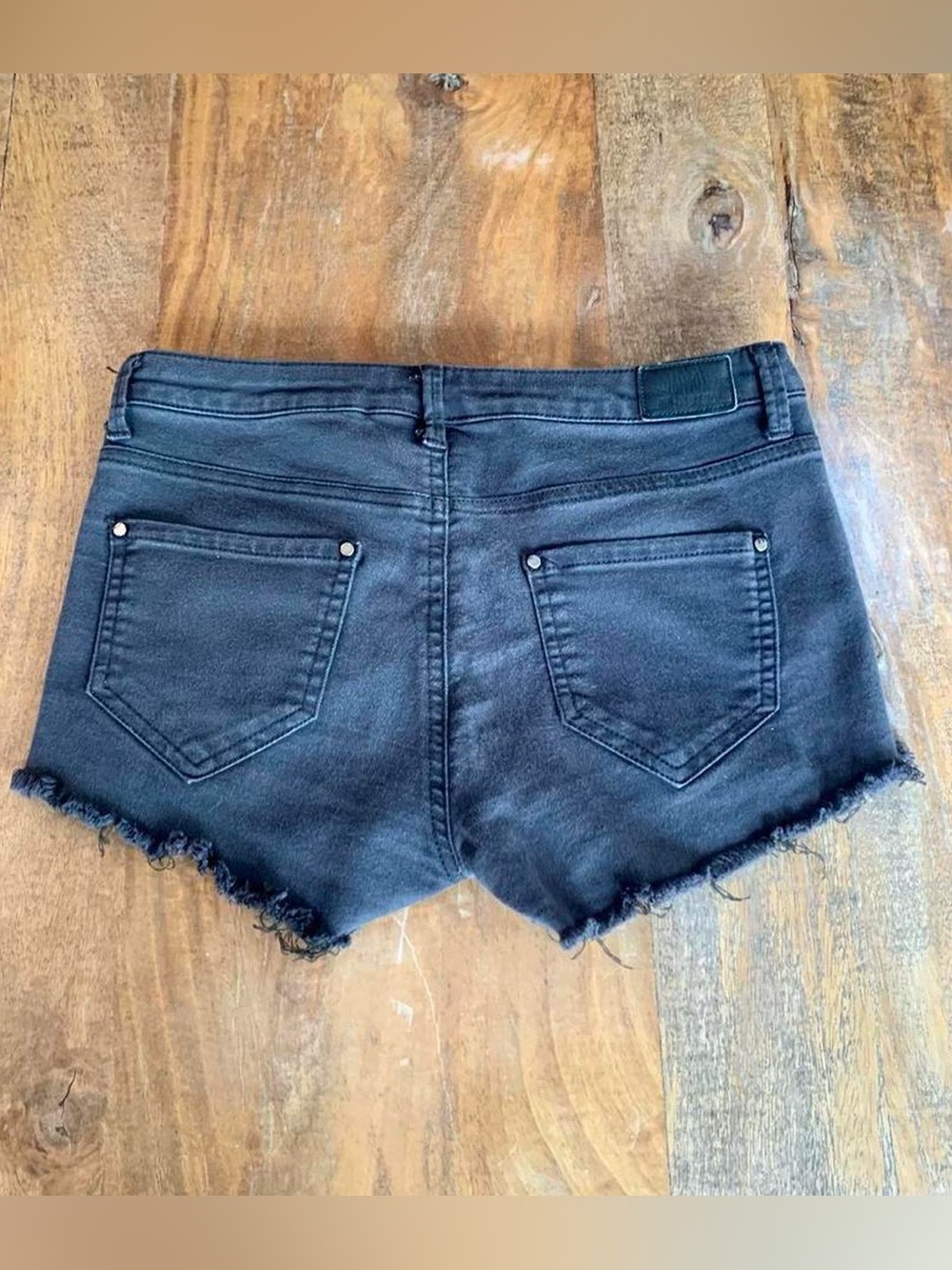 Zara Reworked Cutoff Shorts - Picture 2 of 7